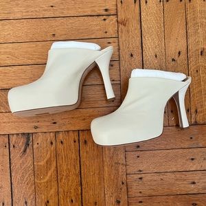 NIB Bottega Veneta BV Bold Mules 37.5 / 7.5